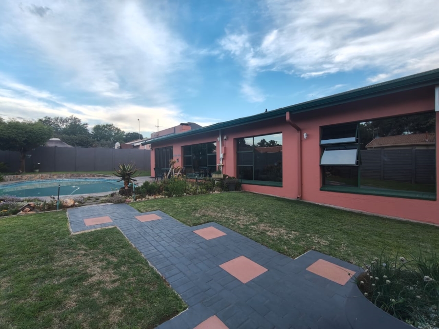 4 Bedroom Property for Sale in Sasolburg Ext 11 Free State